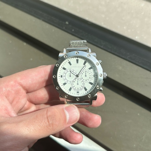 Perry Ellis Men’s Watch - Picture 1 of 4